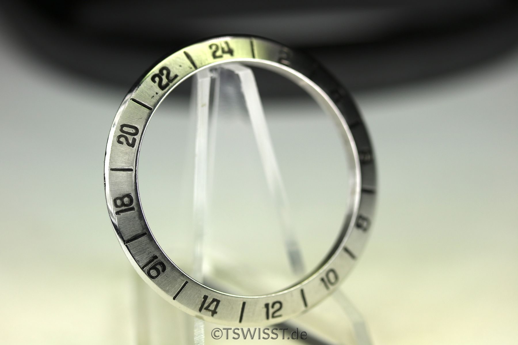 Rolex Explorer 1655 bezel