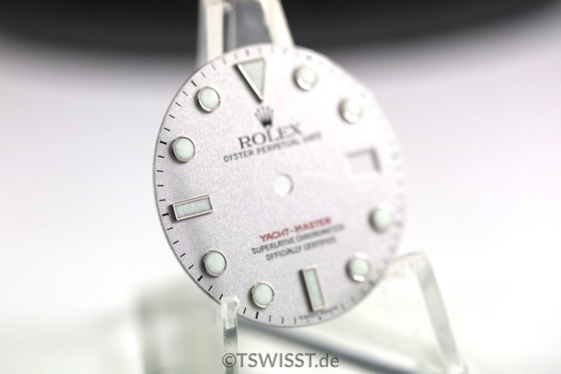 YM platinum dial