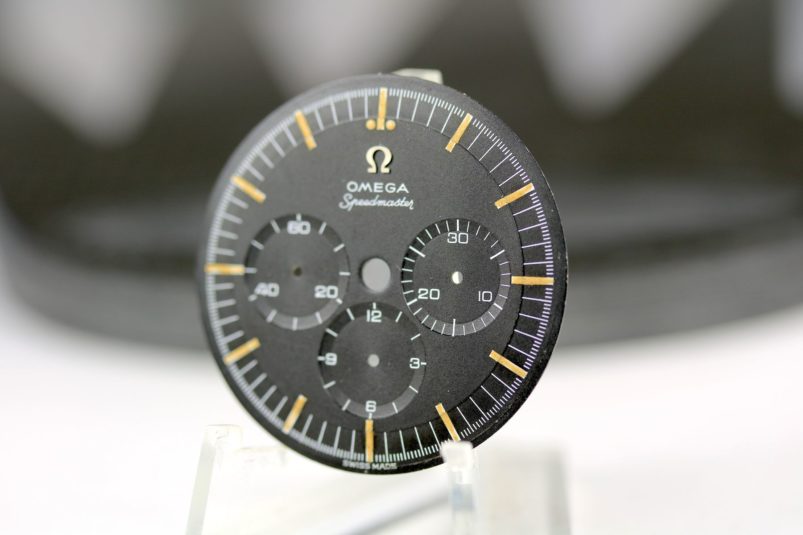 Omega Speedmaster 2998 dial