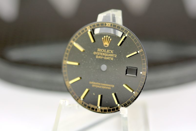 Rolex oysterquartz dial