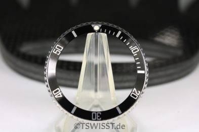 Rolex 16610 bezel