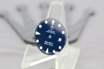 Tudor mini sub dial