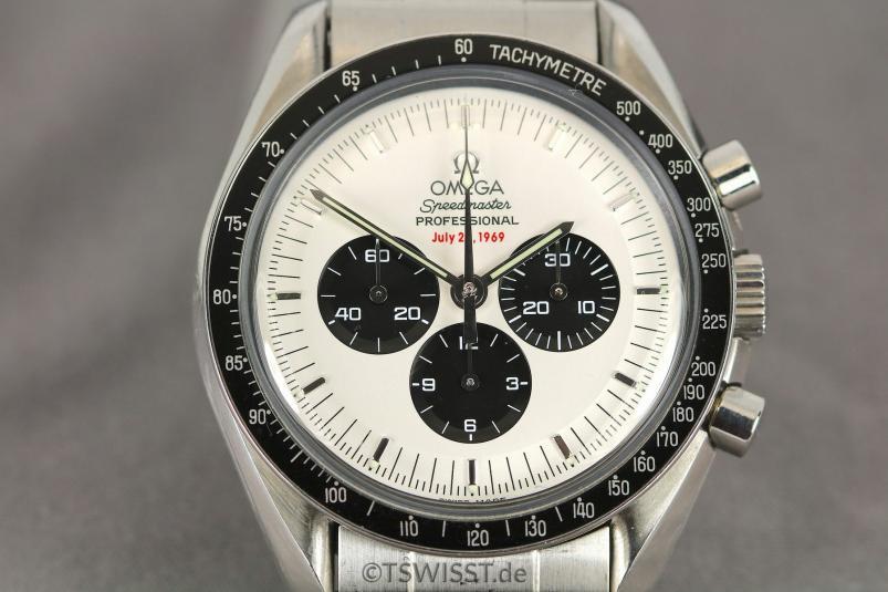 Omega Speedy 2 dials