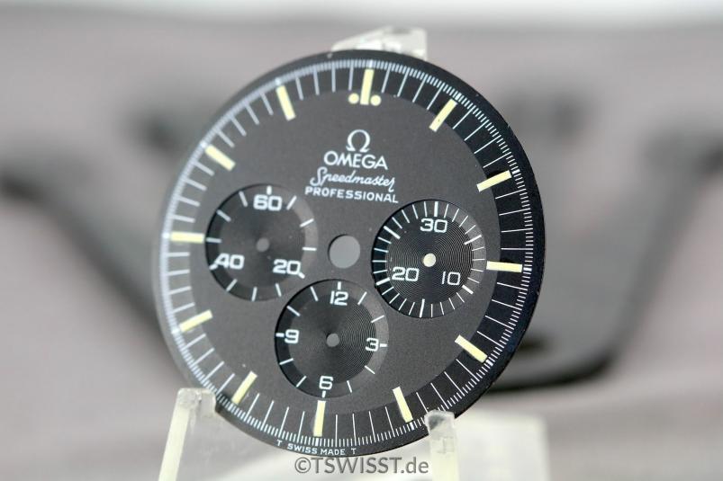 Omega Speedy 2 dials